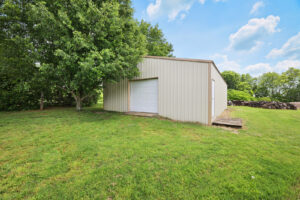 Outside building on 5 acres with beautiful log cabin
