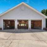 detached 3 car garage. open floor plan for flexibility