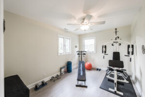 Gym lakefront property by NashvilleAuctions